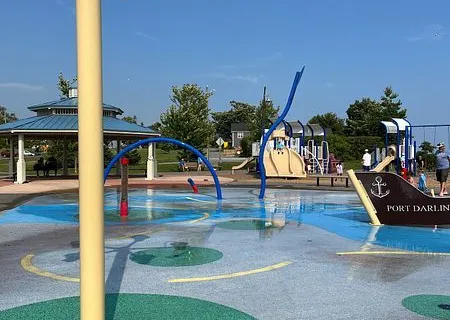 707 Port Darlington Road, ON L1C 3K3