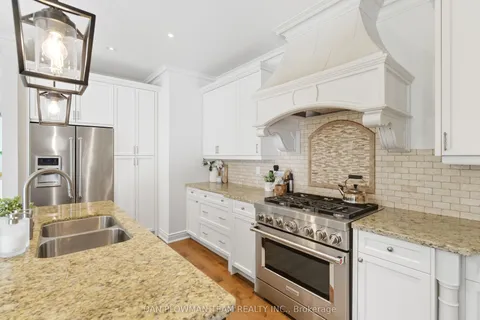 63 North Street, ON L1M 0C6