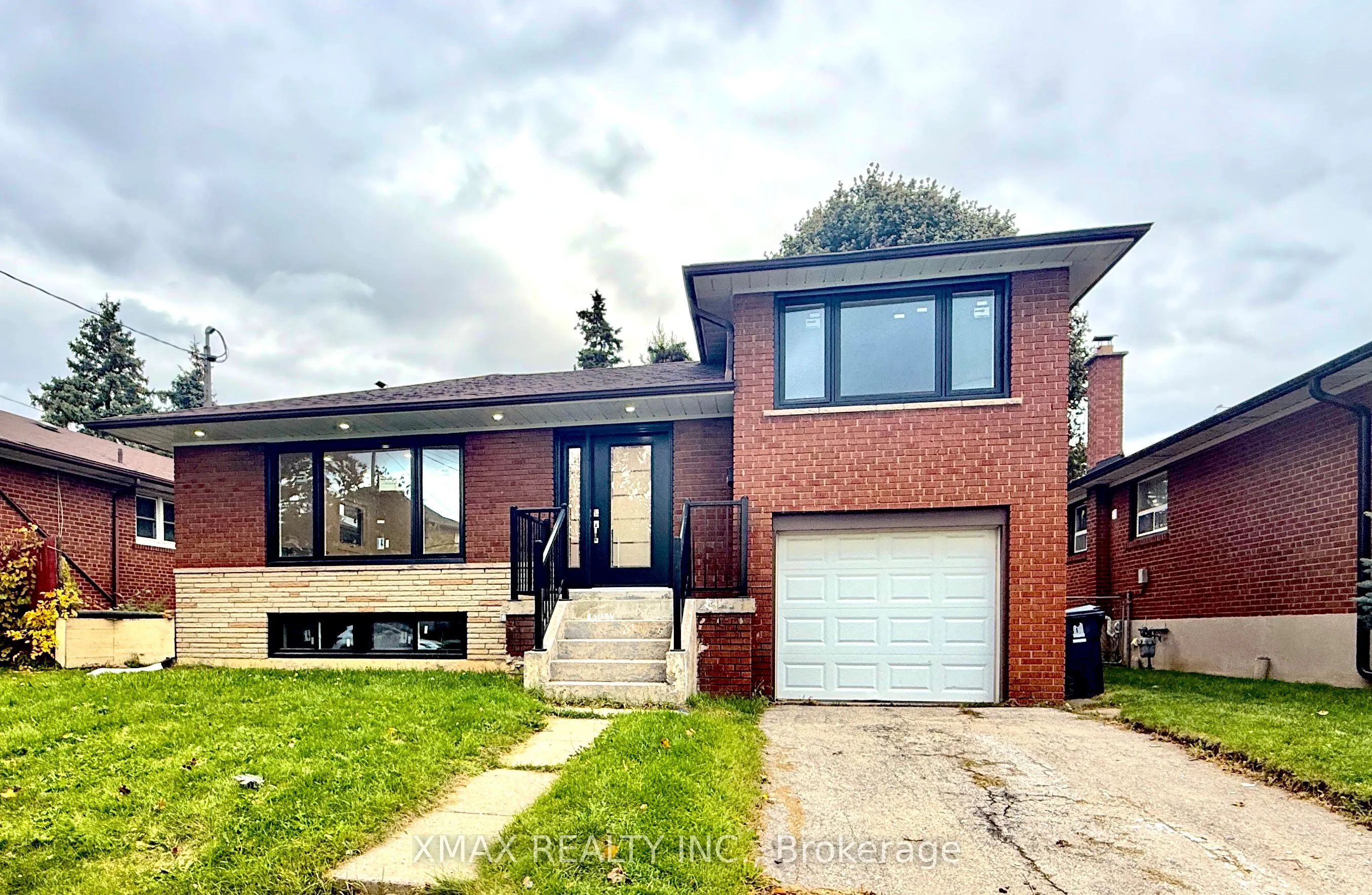 65 Packard Boulevard, ON M1P 4K6