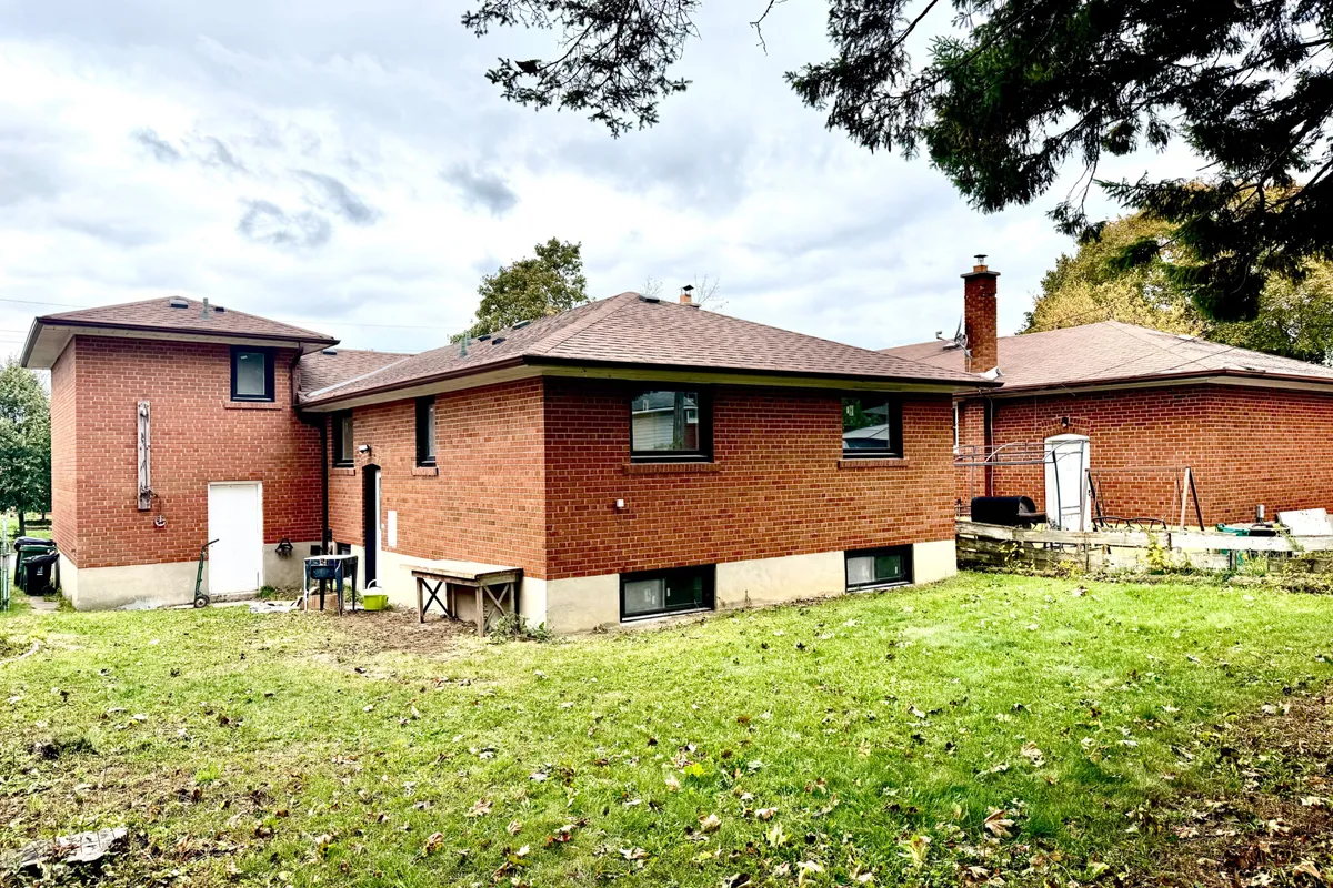 65 Packard Boulevard, ON M1P 4K6