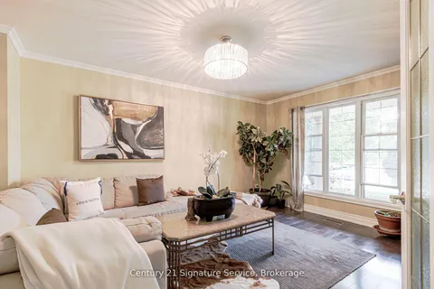 81 Linton Avenue, ON L1T 2V5