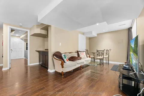 62 Ipswich Place, ON L1M 2K2