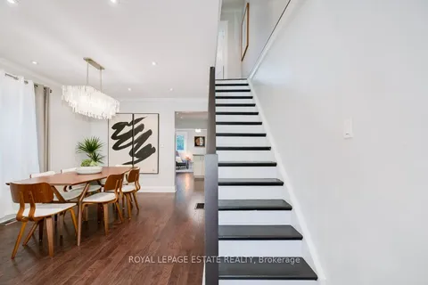 331 Scarborough Road, ON M4E 3M9