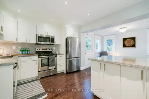 331 Scarborough Road, ON M4E 3M9