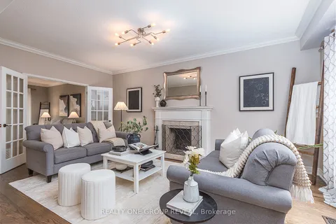 11 Nettle's Court, ON L1P 1L5