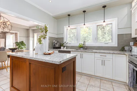 11 Nettle's Court, ON L1P 1L5