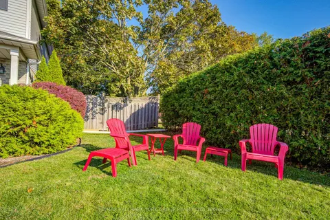 1 Parklawn Drive, ON L1E 1Y8