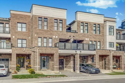 38 King William Way, ON L1C 7E8