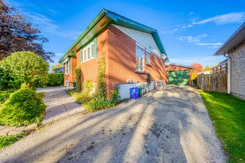 43 Taylor Road, ON L1S 2X5