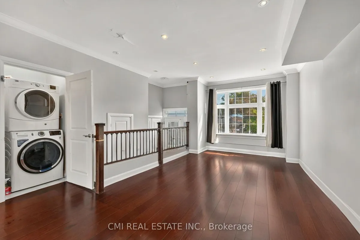 20 Jeavons Avenue, ON M1K 1S8