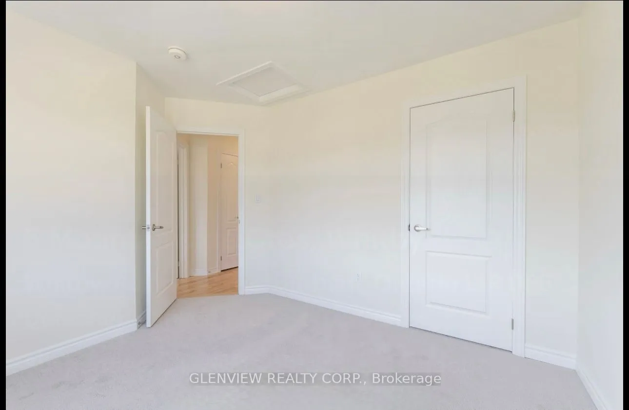 5 Mountainside Crescent, ON L1R 0P5