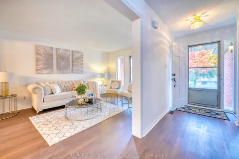 38 Falstaff Crescent, ON L1R 1W3