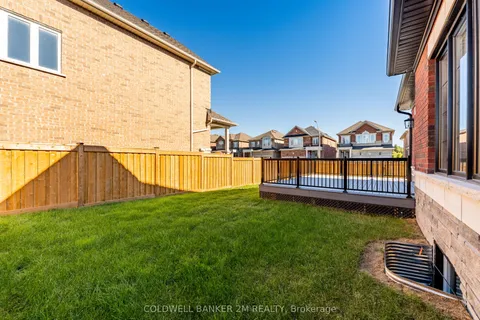 10 St. Augustine Drive, ON L1M 0L7