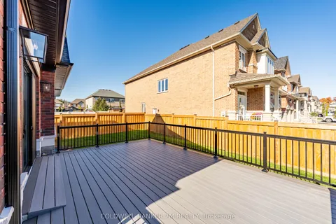 10 St. Augustine Drive, ON L1M 0L7