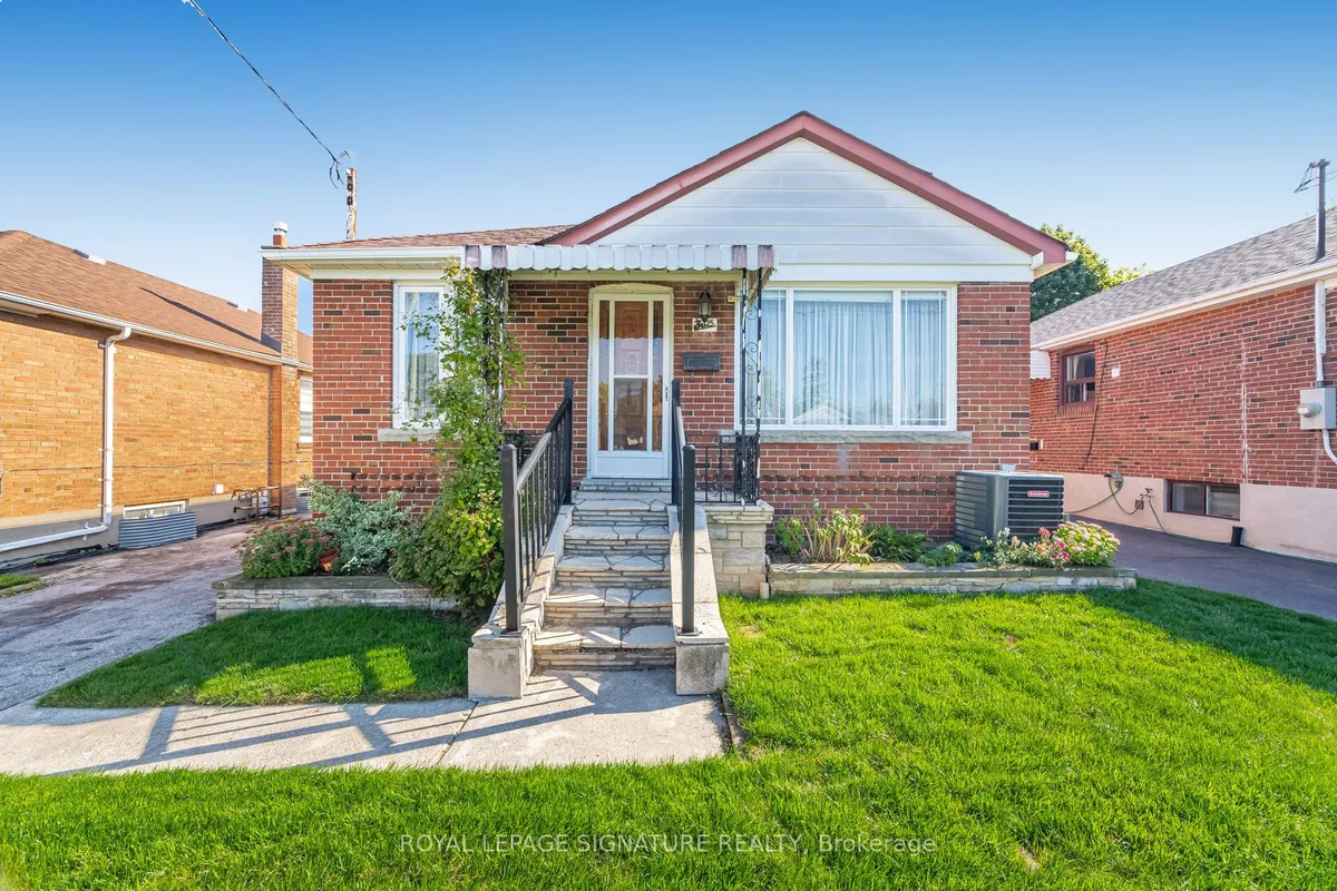 25 Marta Avenue, ON M1K 1V6