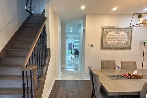 3 Shepstone Drive, ON L1Z 0A5