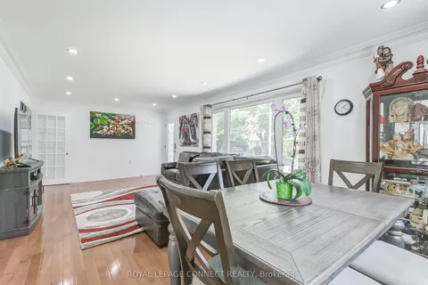 27 Horton Boulevard, ON M1J 1K7