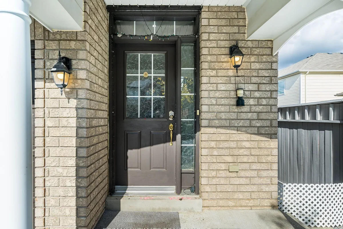 43 Tozer Crescent, ON L1T 5A1