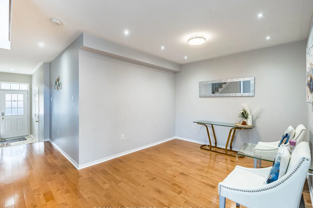 43 Tozer Crescent, ON L1T 5A1