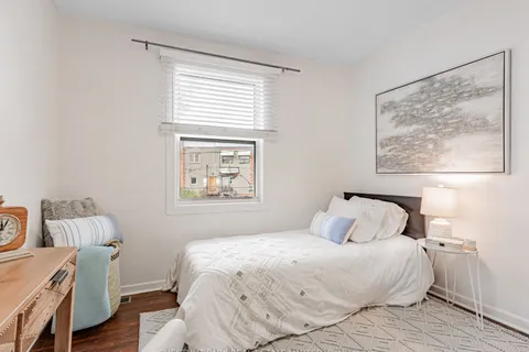 740 Kennedy Road, ON M1K 2C5