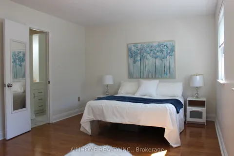 2311 Bridletowne Circle, ON M1W 2L3