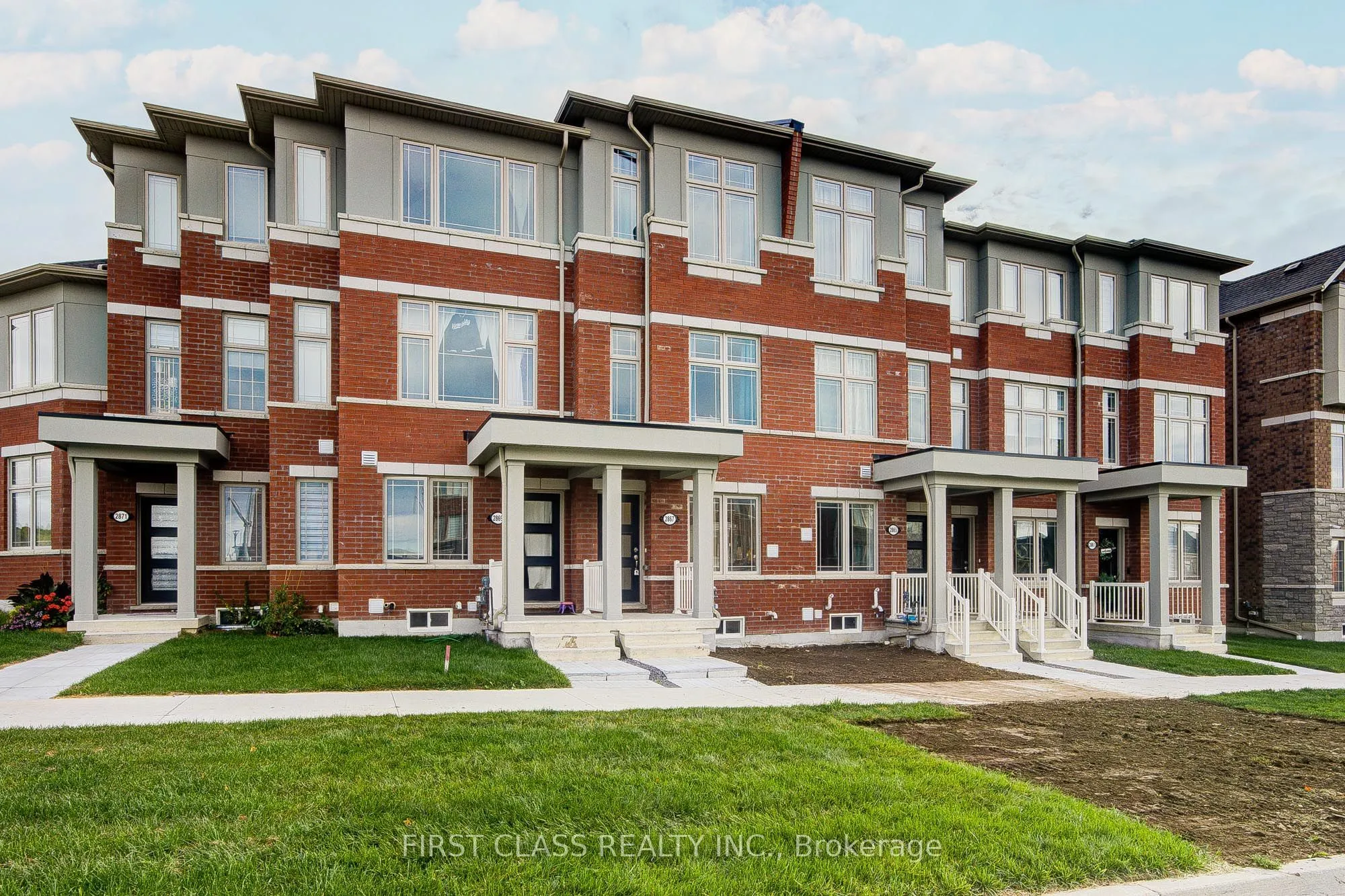 2867 Whites Road, ON L1X 2R4