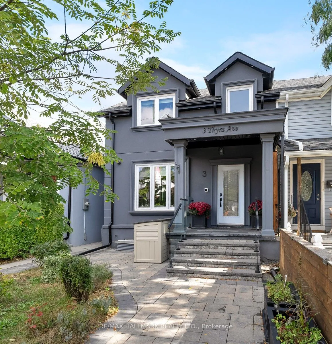 3 Thyra Avenue, ON M4C 5G4