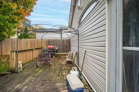 61 Wellington Street, ON L1C 1V6