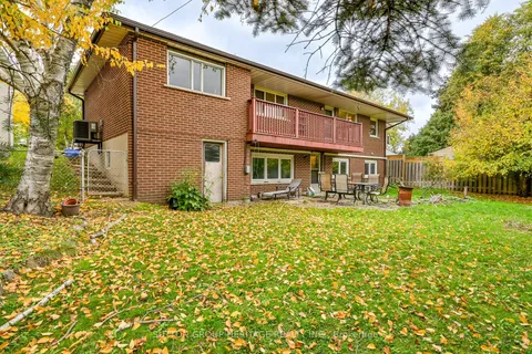 253 Fairlawn Court, ON L1J 4R1