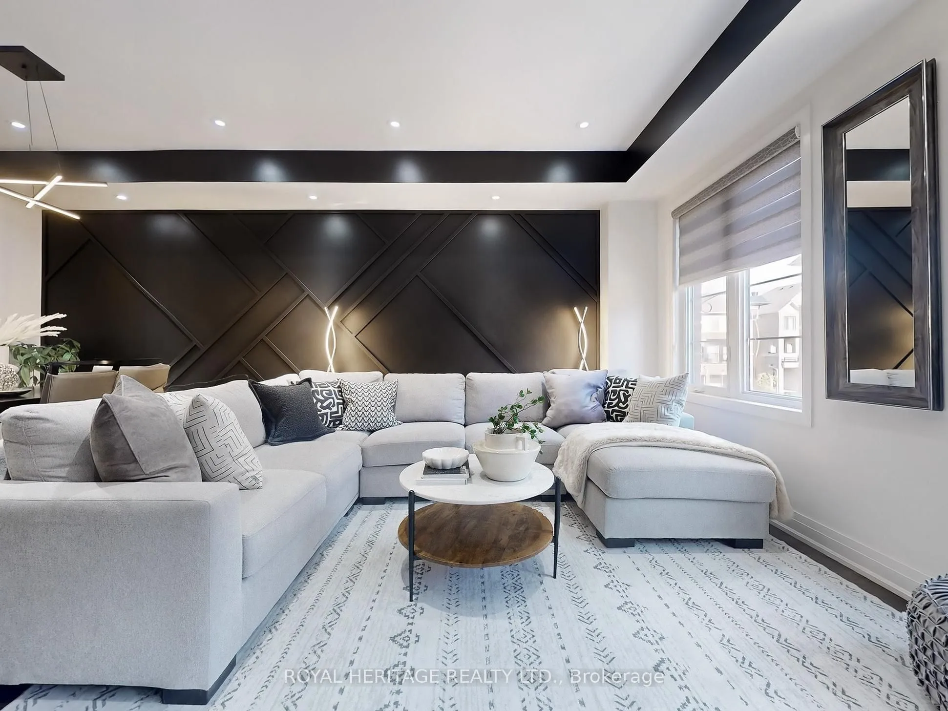 24 Waterside Way, ON L1N 0N1