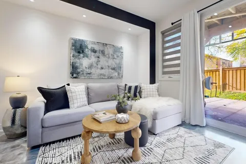 24 Waterside Way, ON L1N 0N1