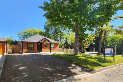 589 Marksbury Road, ON L1W 2T1