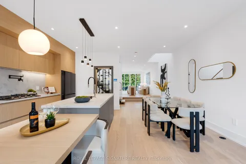 24 Elmsdale Road, ON M4J 3M4