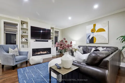 66 Varcoe Road, ON L1E 1S4