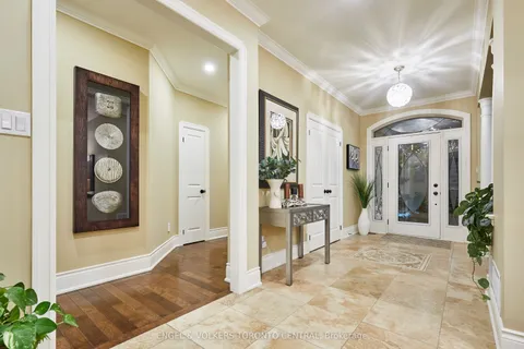 66 Varcoe Road, ON L1E 1S4