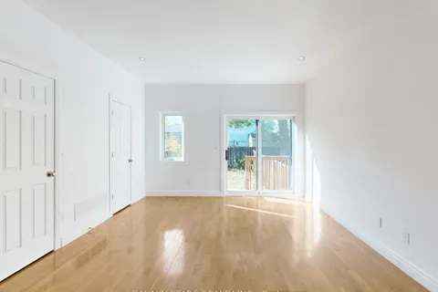 434A Midland Avenue, ON M1N 4A5