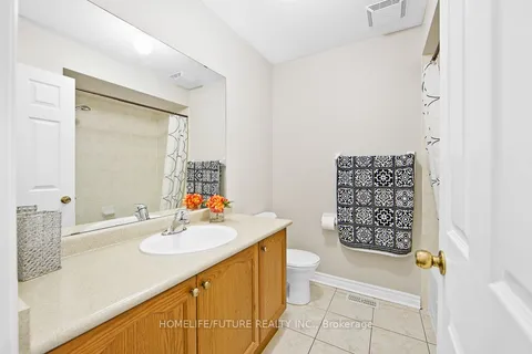 39 Harkness Drive, ON L1R 0C5