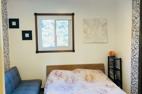 40 Weekes Drive, ON L1T 3T2