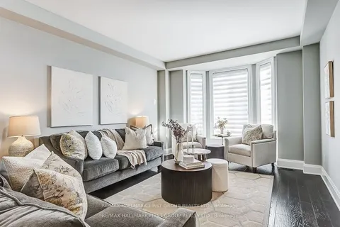 40 Endeavour Court, ON L1P 0B5