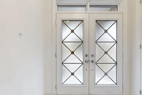 2417 Dress Circle Crescent, ON L1L 0L9