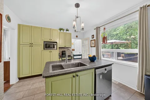 38 Scotia Avenue, ON M1L 4E6