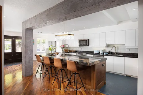 2 Park Avenue, ON M4E 1B6