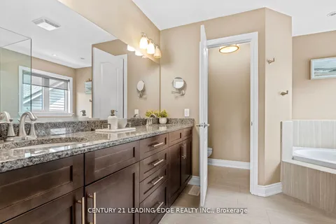 3295 Tooley Road, ON L1E 2K1