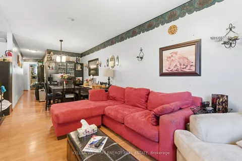 10 Lockhart Gate, ON L1C 4L1