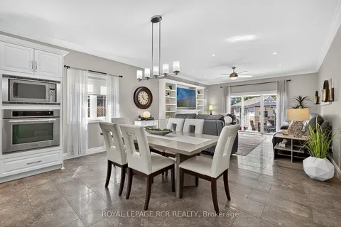 21 Corvinelli Drive, ON L1M 0G7