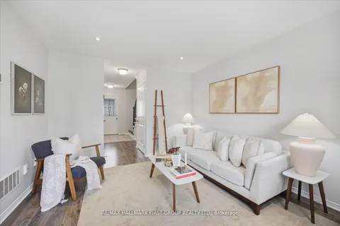 151 Honeyman Drive, ON L1C 0J1