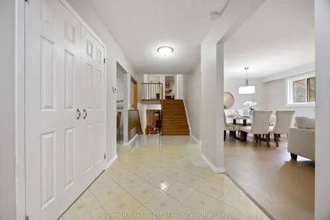 54 Chester Crescent, ON L9L 1K7