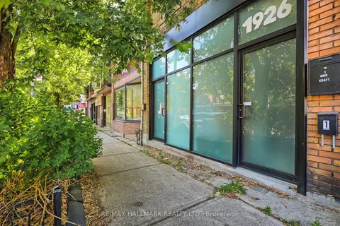 1926 Gerrard Street, ON M4L 2C1