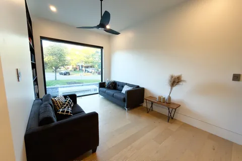 10 Haida Court, ON M1C 3L1