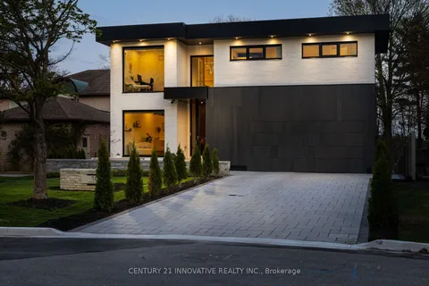 10 Haida Court, ON M1C 3L1